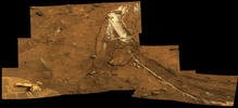 Колесо Спирита раскопало марсианский грунт